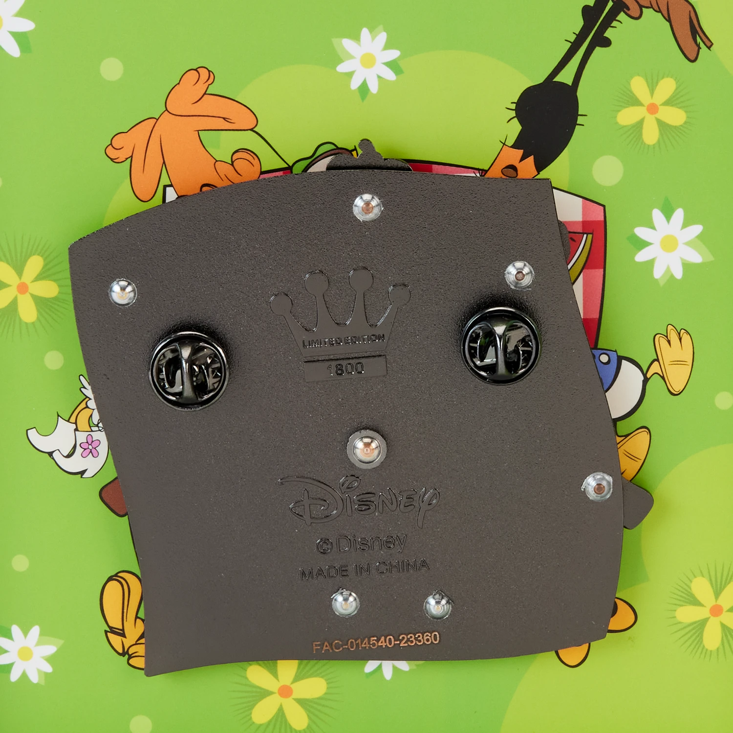 LOUNGEFLY Mickey & Friends Picnic Blanket 3" Collector Box Spinning Pin 4 LOUNGEFLY Mickey & Friends Picnic Blanket 3" Collector Box Spinning Pin - Image 4