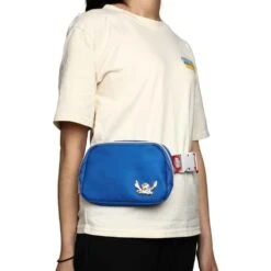 Bioworld Stitch Metal Logo Fanny Pack -Bag Sales Shop 7xowLPGcwrVcK5Sjzn1ZVNy9YMYkL1XlKMyqCQSn